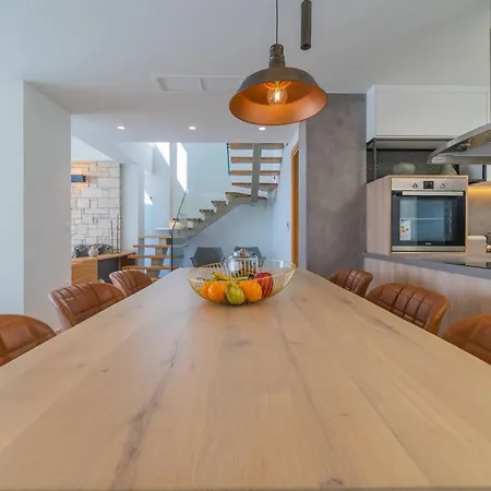 Carpe Diem - Luxurious, 15km From The Vederoi