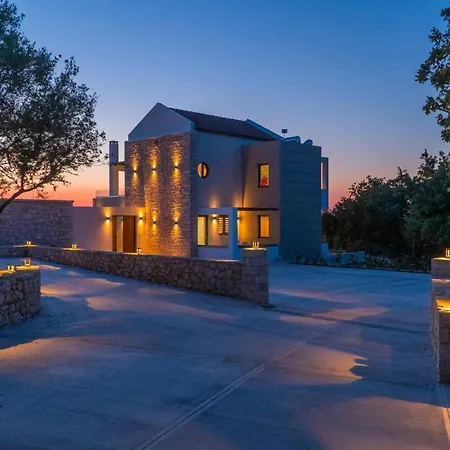 Carpe Diem - Luxurious, 15km From The *